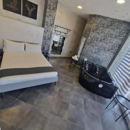 B And B Living Casoria Esterno foto