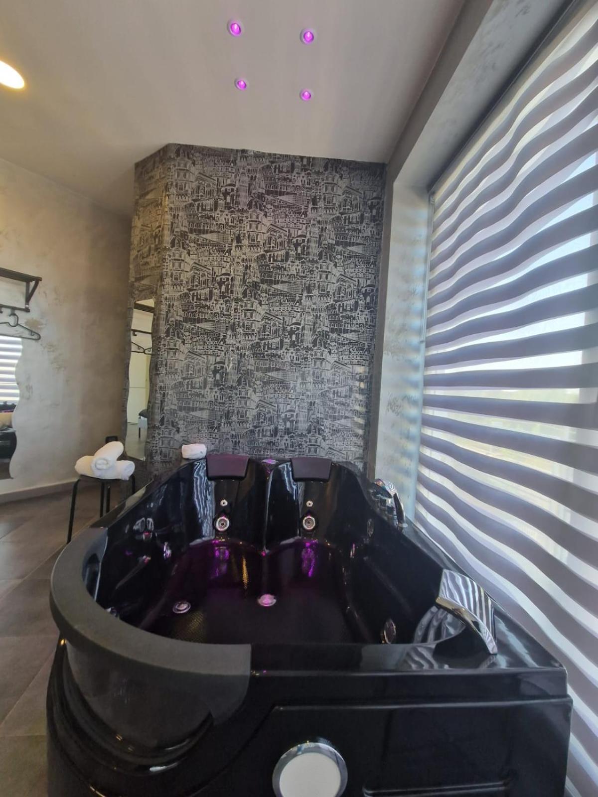 B And B Living Casoria Esterno foto